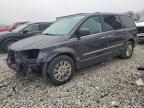 CHRYSLER TOWN & COU photo