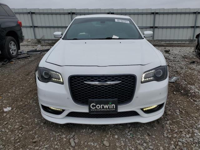 VIN 2C3CCABG7JH261440 2018 CHRYSLER 300 no.5