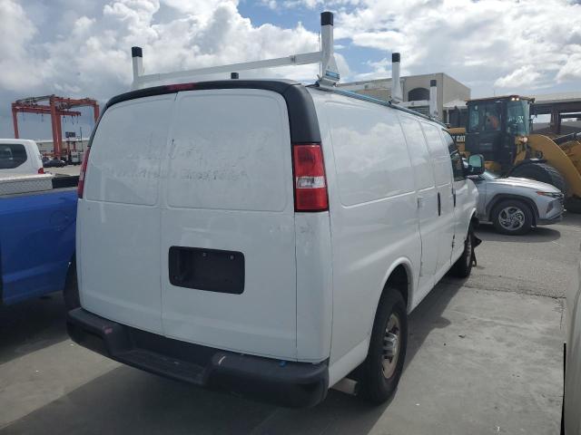 VIN 1GCWGAFP0L1275513 2020 Chevrolet Express no.3