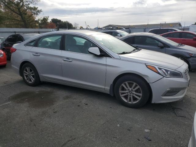 2015 HYUNDAI SONATA SE - 5NPE24AF4FH178919
