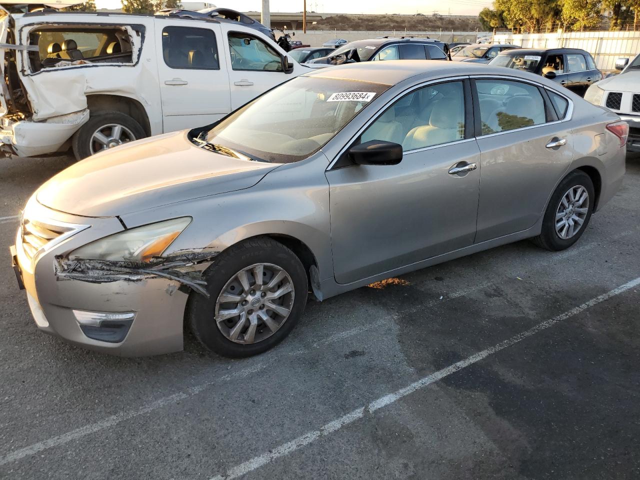  Salvage Nissan Altima