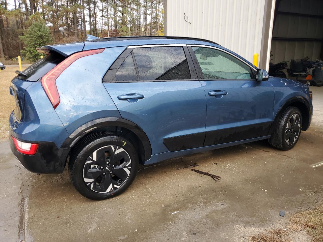 Lot #2977021771 2024 KIA NIRO WIND