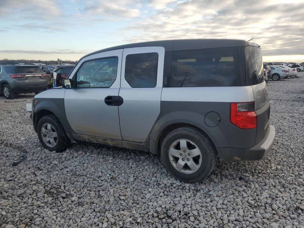 Lot #2993655483 2004 HONDA ELEMENT EX