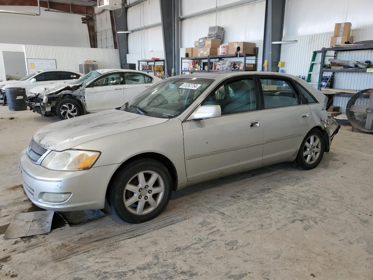  Salvage Toyota Avalon