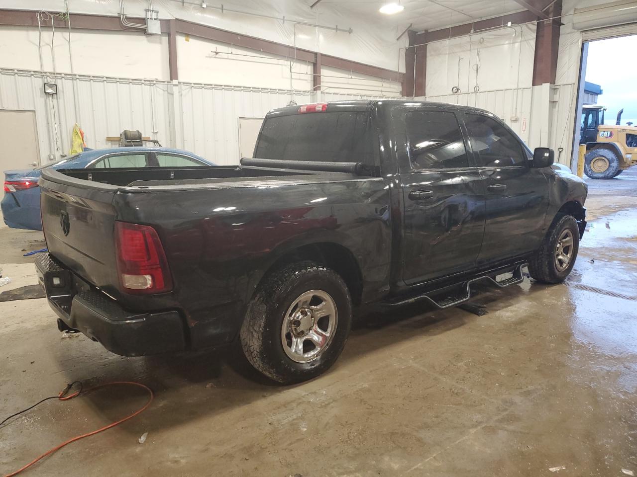 Lot #3004286733 2015 RAM 1500 ST