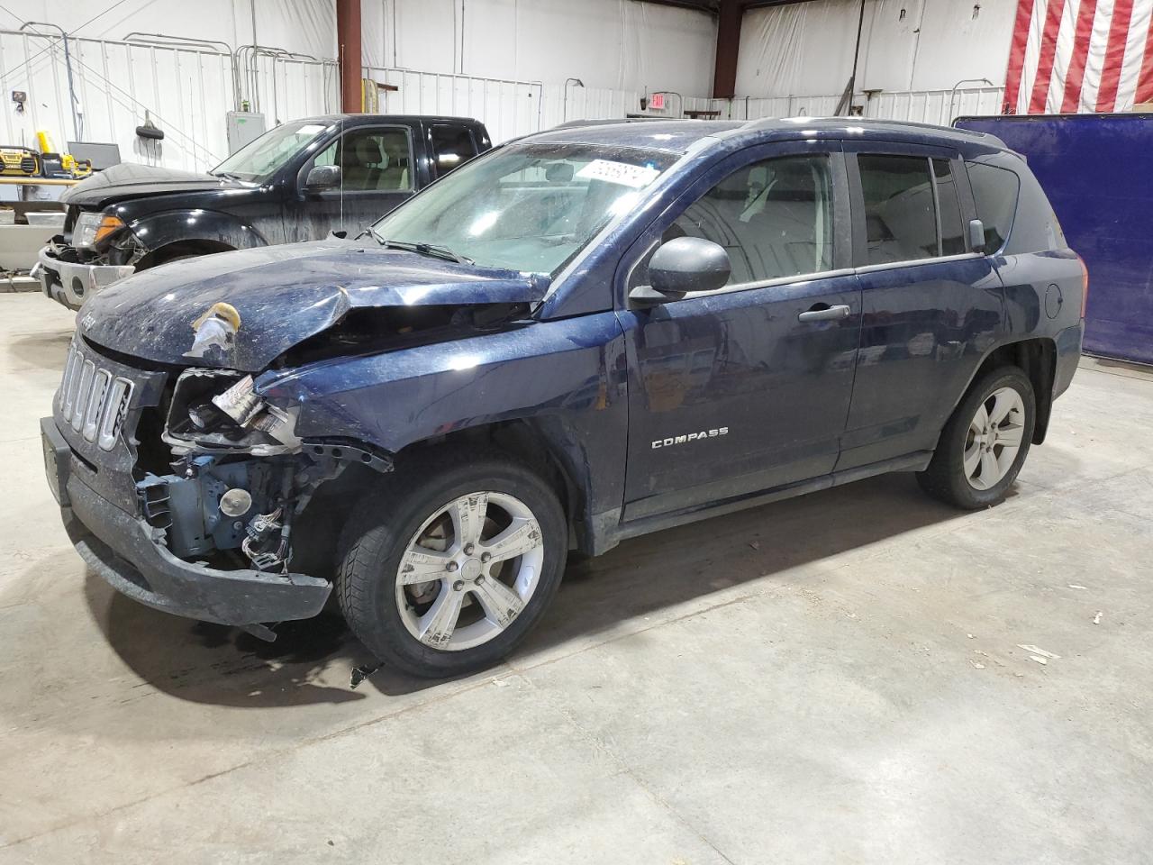  Salvage Jeep Compass