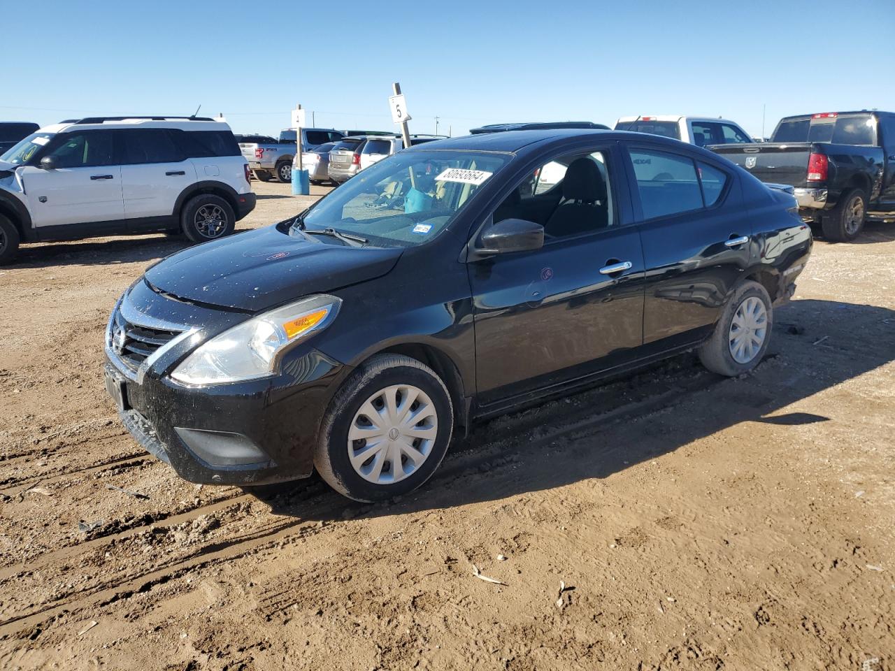 Lot #3027288300 2019 NISSAN VERSA S