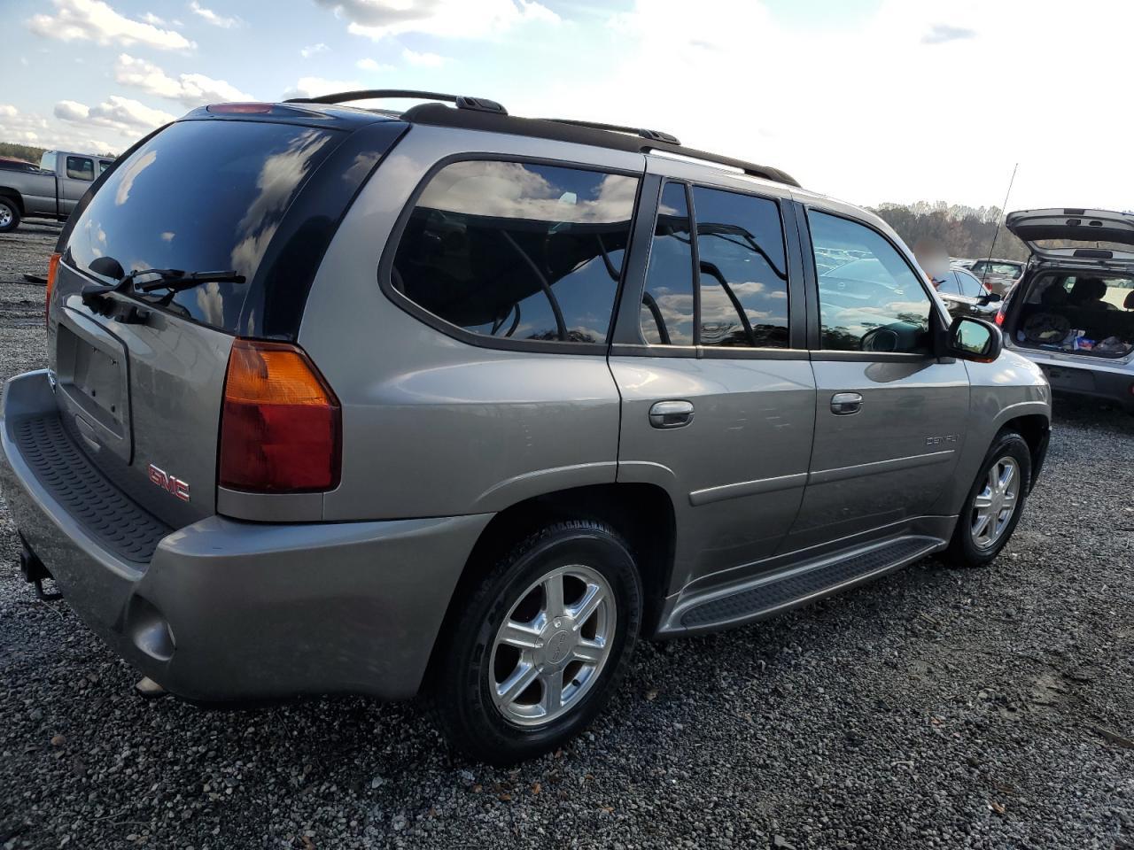 Lot #2976639590 2005 GMC ENVOY DENA