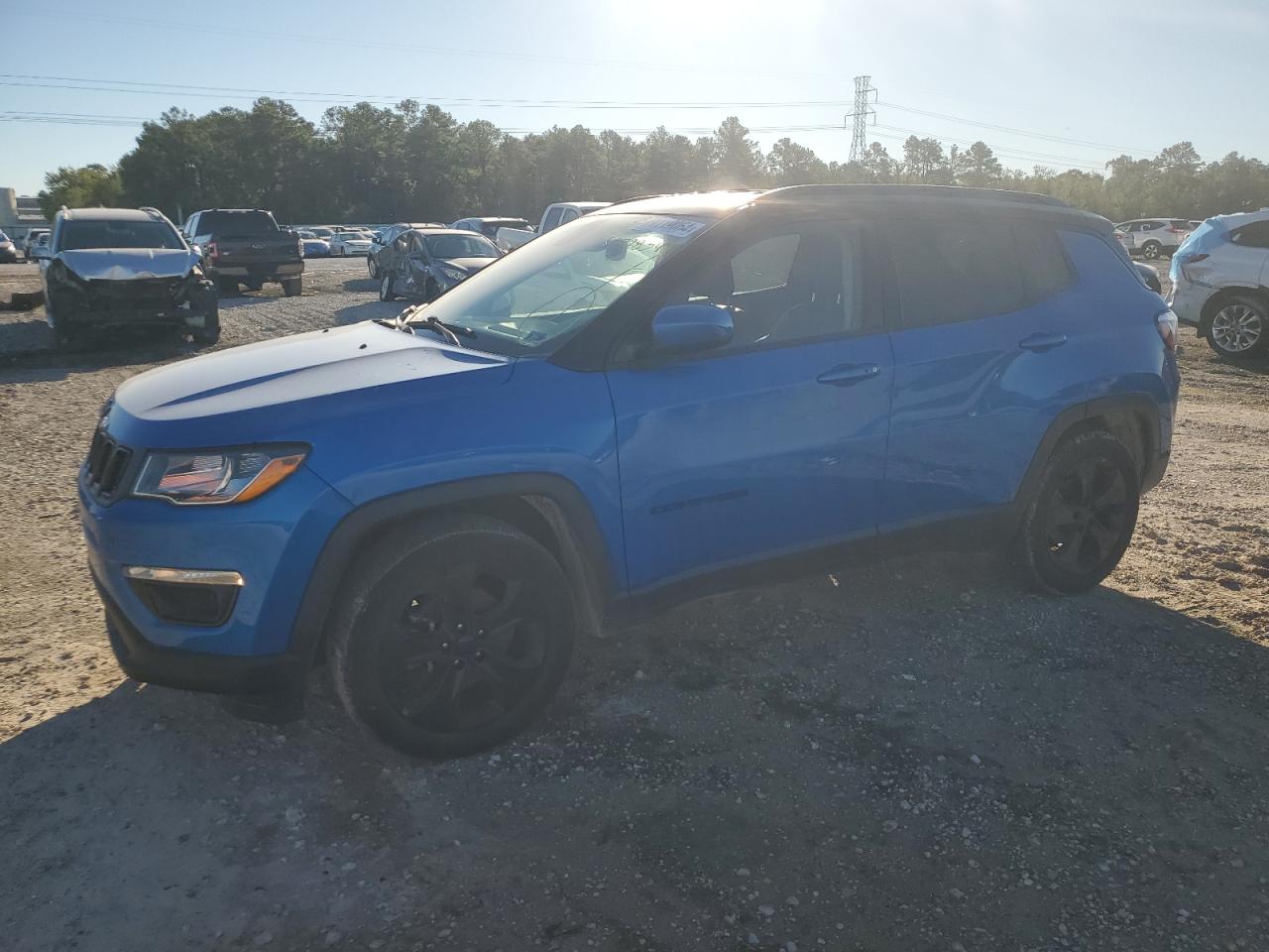  Salvage Jeep Compass