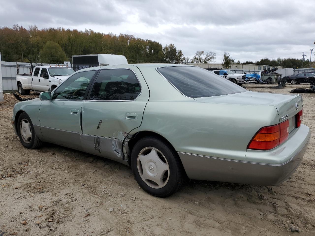 Lot #2979446651 1999 LEXUS LS 400