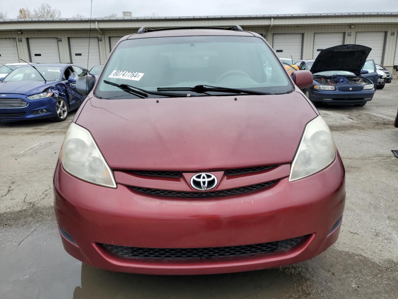 Lot #2986401169 2008 TOYOTA SIENNA XLE