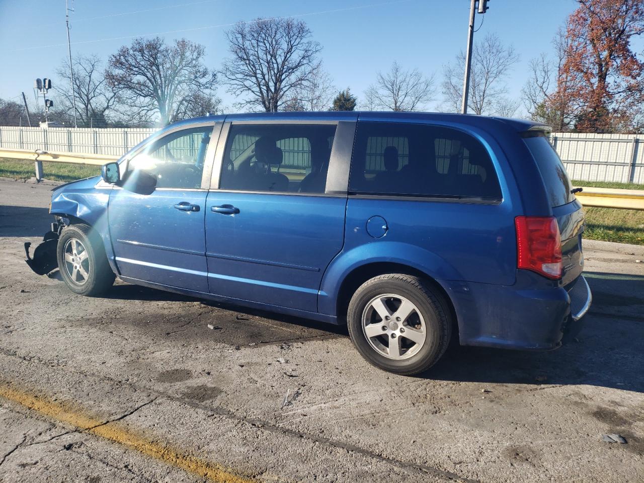 Lot #3024224904 2011 DODGE GRAND CARA