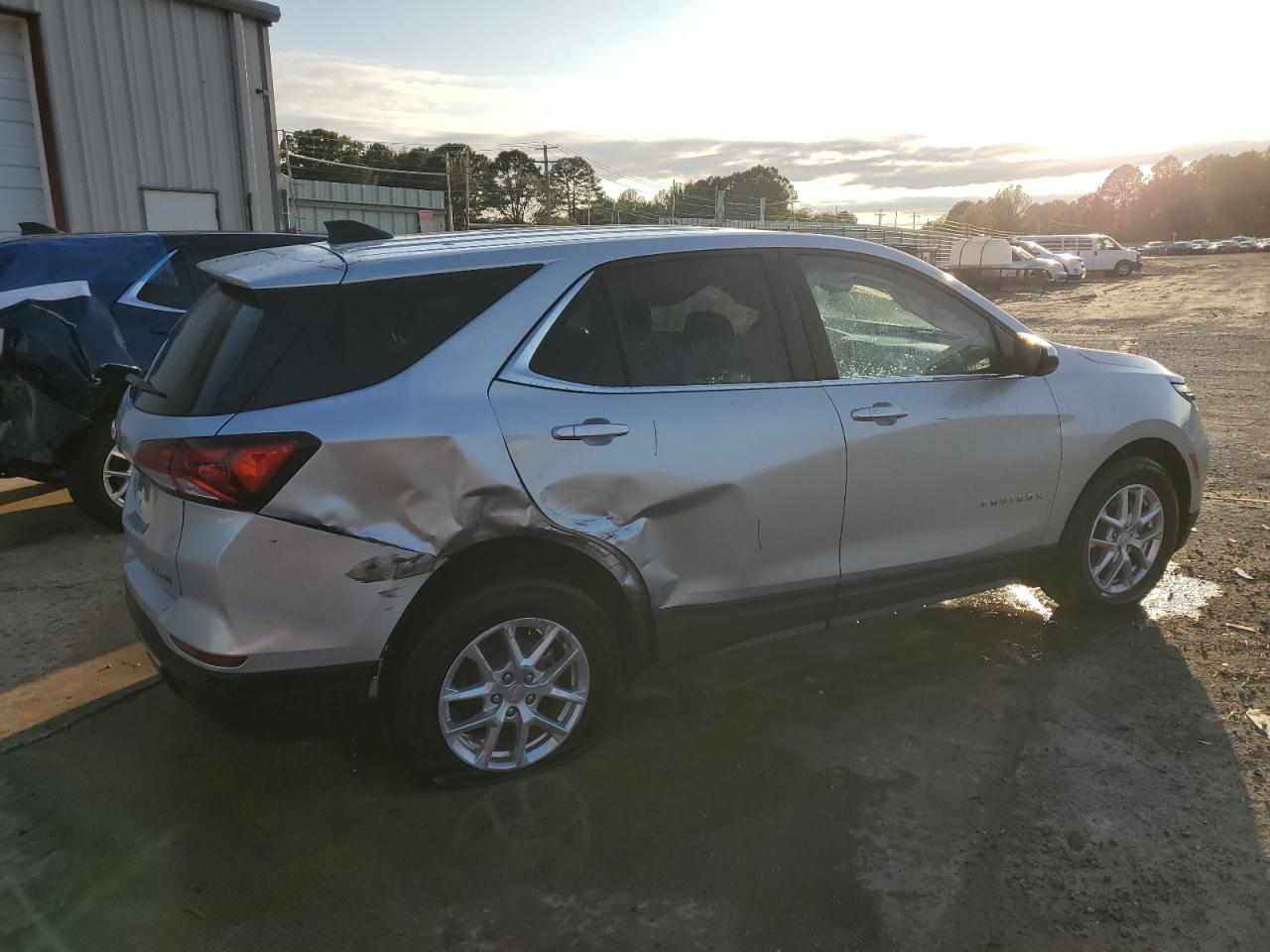 Lot #2974307455 2022 CHEVROLET EQUINOX LT