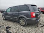 CHRYSLER TOWN & COU photo