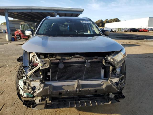 2019 TOYOTA RAV4 LE - JTMH1RFV6KD002919
