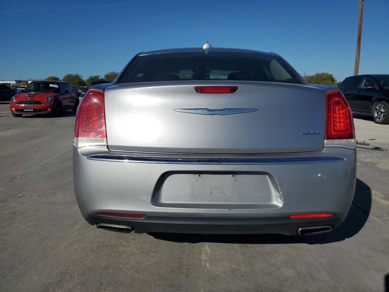 Lot #3020996273 2018 CHRYSLER 300 TOURIN