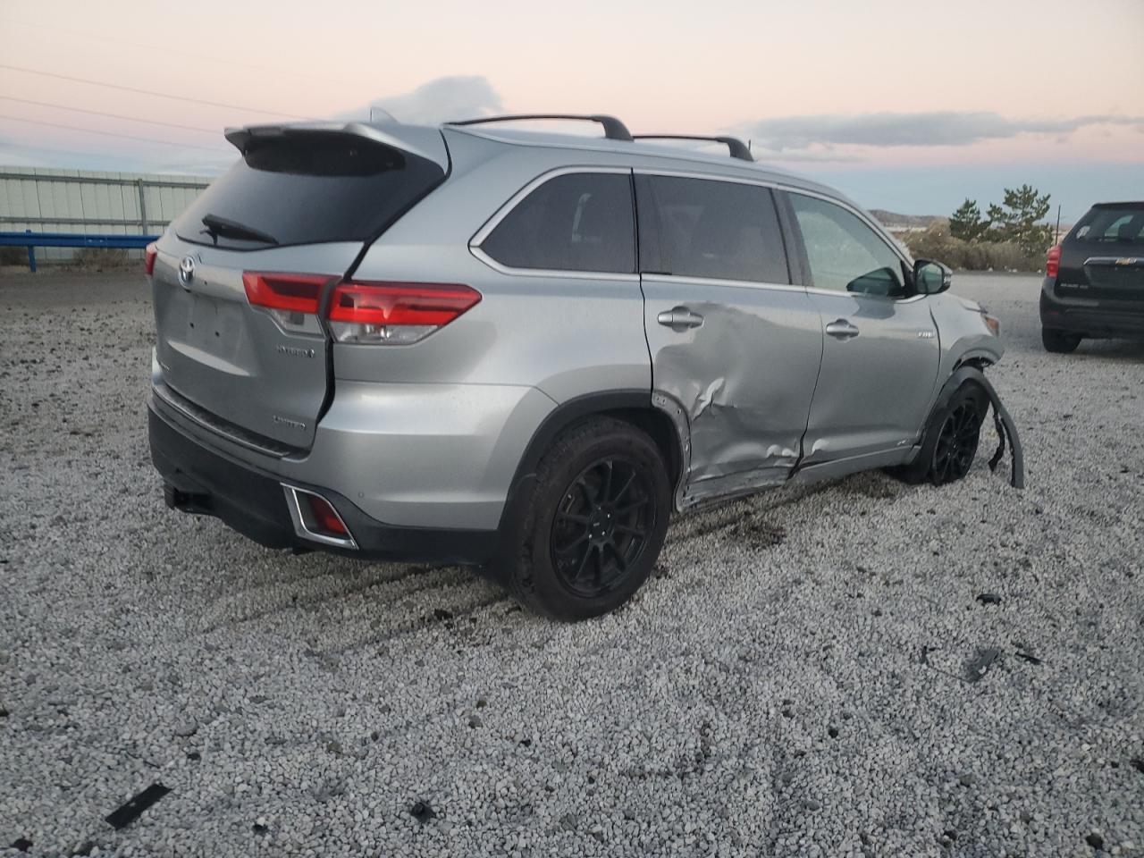 Lot #3027080762 2017 TOYOTA HIGHLANDER