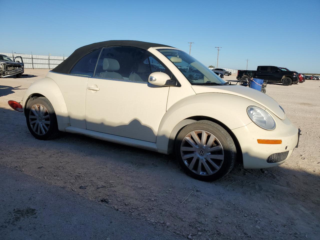 Lot #3024712657 2008 VOLKSWAGEN NEW BEETLE