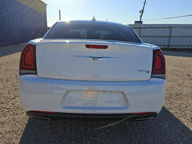 VIN 2C3CCABG1KH697542 2019 CHRYSLER 300 no.6