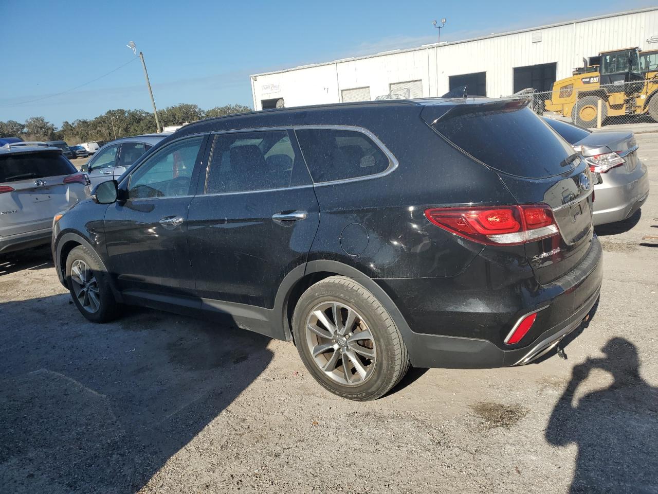 Lot #2955256480 2017 HYUNDAI SANTA FE S