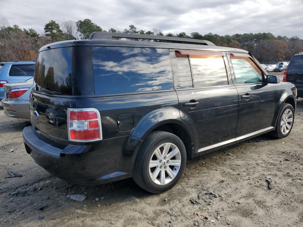 Lot #2993778154 2010 FORD FLEX SE