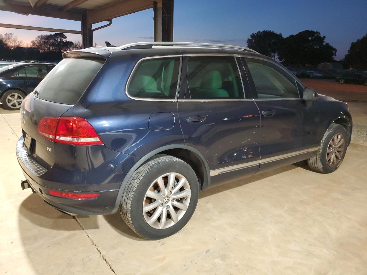 Lot #2986747177 2012 VOLKSWAGEN TOUAREG V6