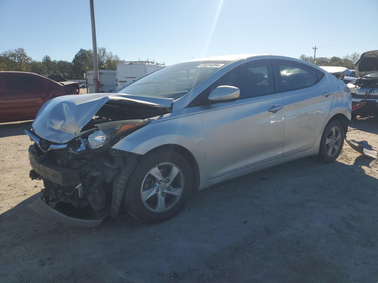  Salvage Hyundai ELANTRA