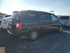 CHRYSLER TOWN & COU photo