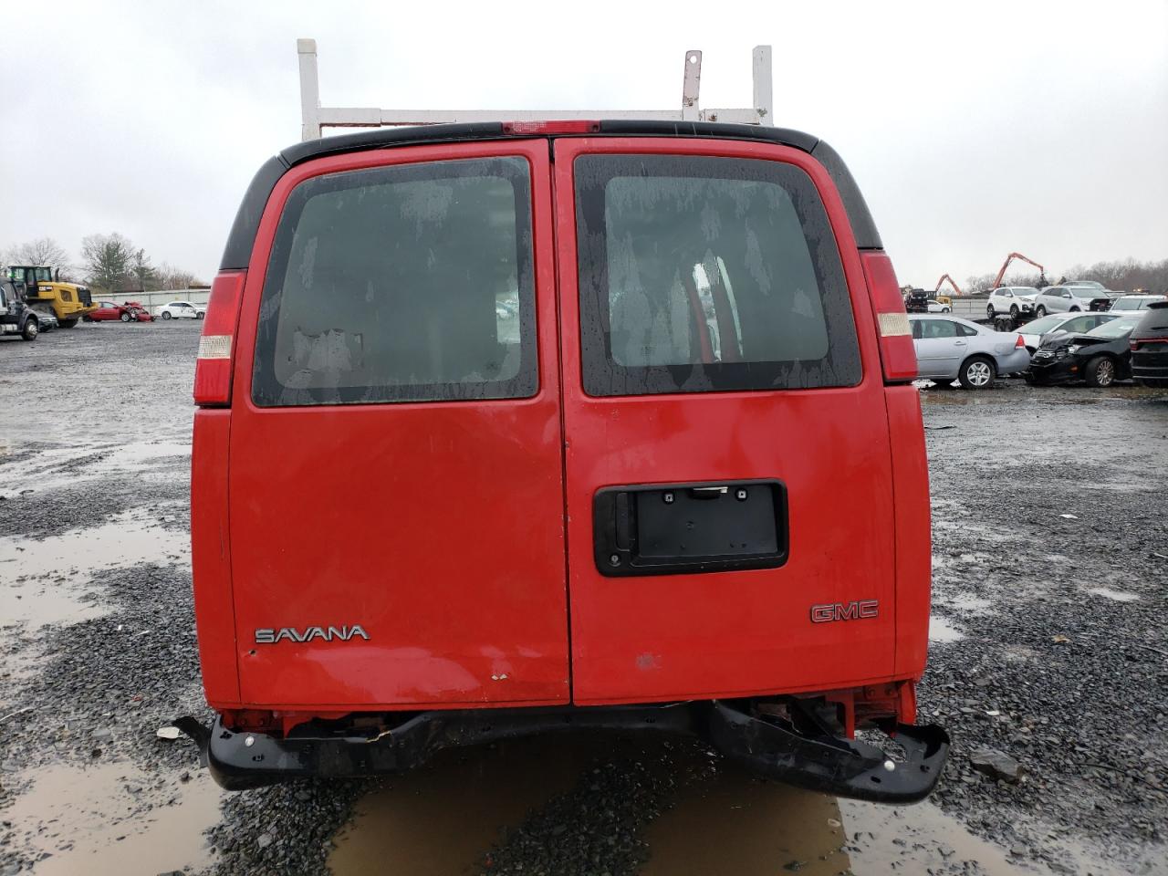 Lot #3029641075 2004 GMC SAVANA G25