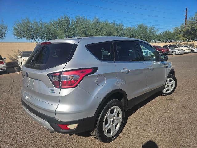 VIN 1FMCU9GD5HUC08213 2017 Ford Escape, SE no.4