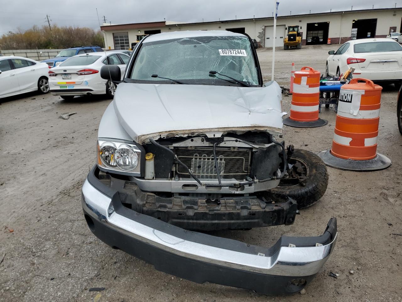 Lot #3036961728 2005 DODGE DAKOTA QUA