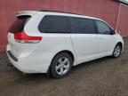 TOYOTA SIENNA LE снимка