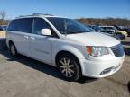 CHRYSLER TOWN & COU photo