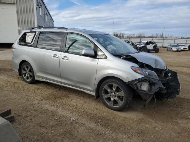 2019 TOYOTA SIENNA SE 5TDXZ3DC3KS971665