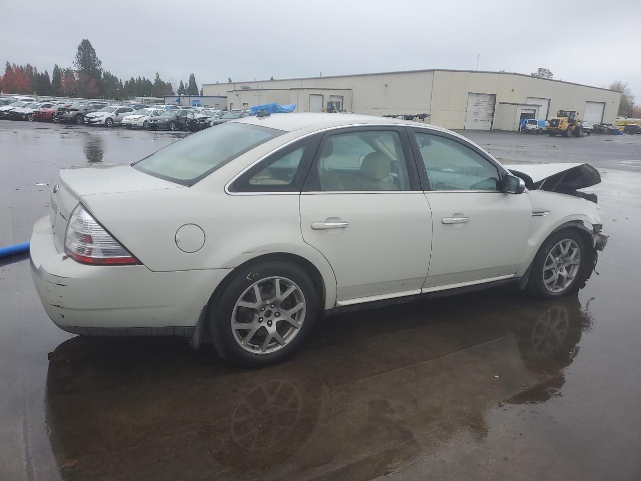 Lot #2994392030 2008 FORD TAURUS LIM