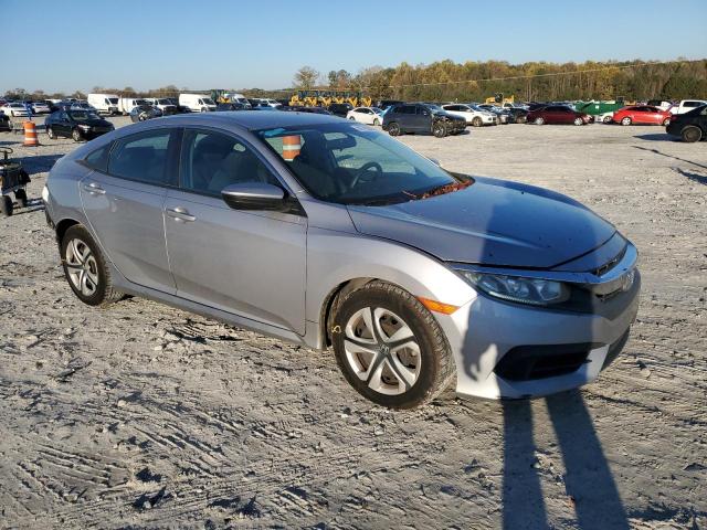 VIN 19XFC2F58JE030002 2018 HONDA CIVIC no.4