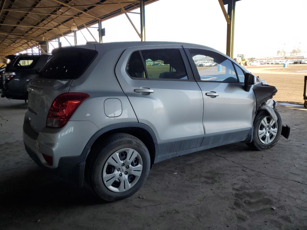 Lot #2989373625 2019 CHEVROLET TRAX LS