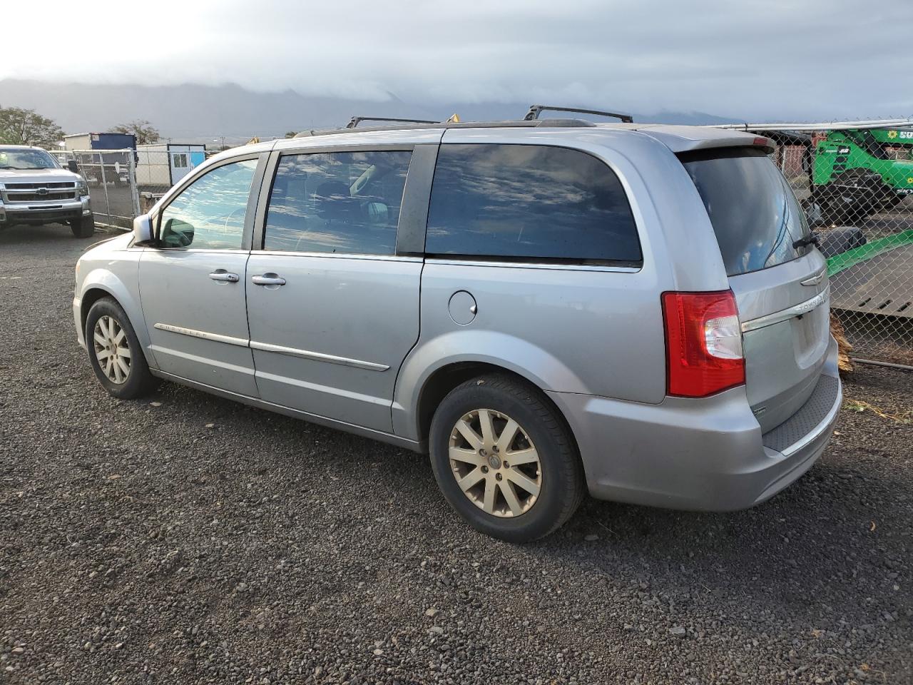 Lot #3024235802 2015 CHRYSLER TOWN & COU