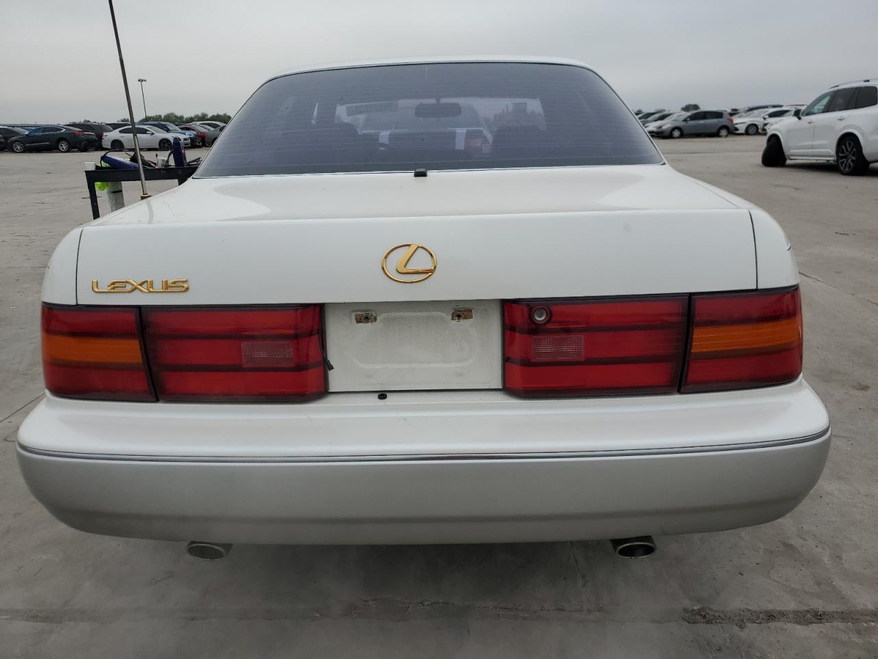 Lot #2962387985 1993 LEXUS LS 400