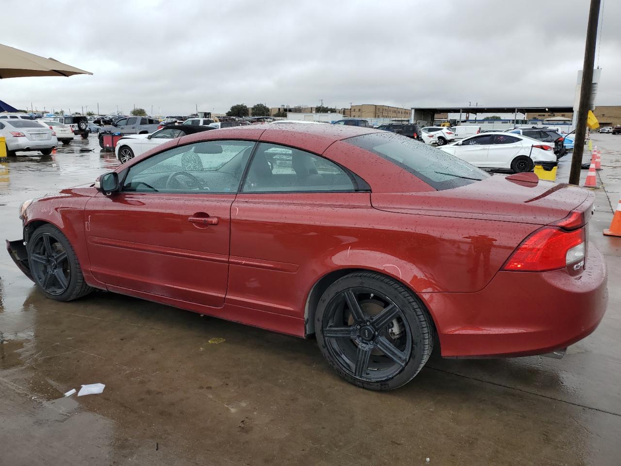 Lot #2969884931 2012 VOLVO C70 T5