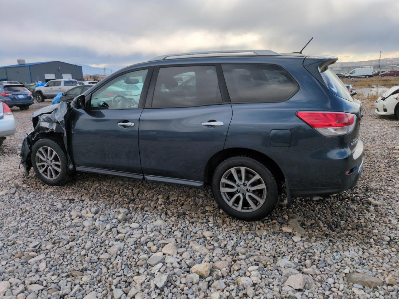 Lot #2994444657 2016 NISSAN PATHFINDER