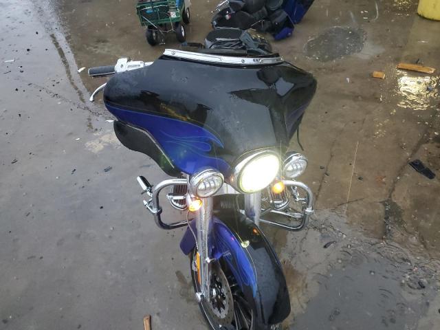 2011 HARLEY-DAVIDSON FLHTCUSE6 1HD1PR813BB960114