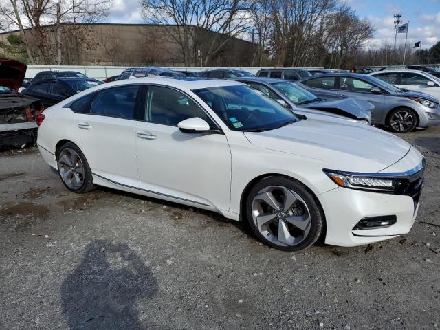 2018 HONDA ACCORD TOU - 1HGCV1F92JA067450
