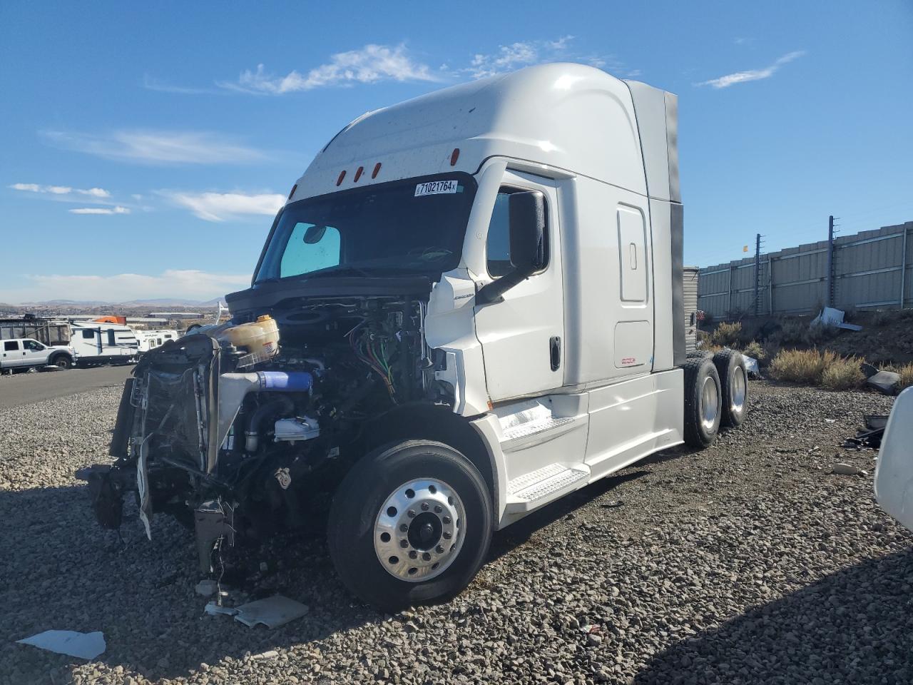 Lot #2952675168 2023 FREIGHTLINER CASCADIA 1