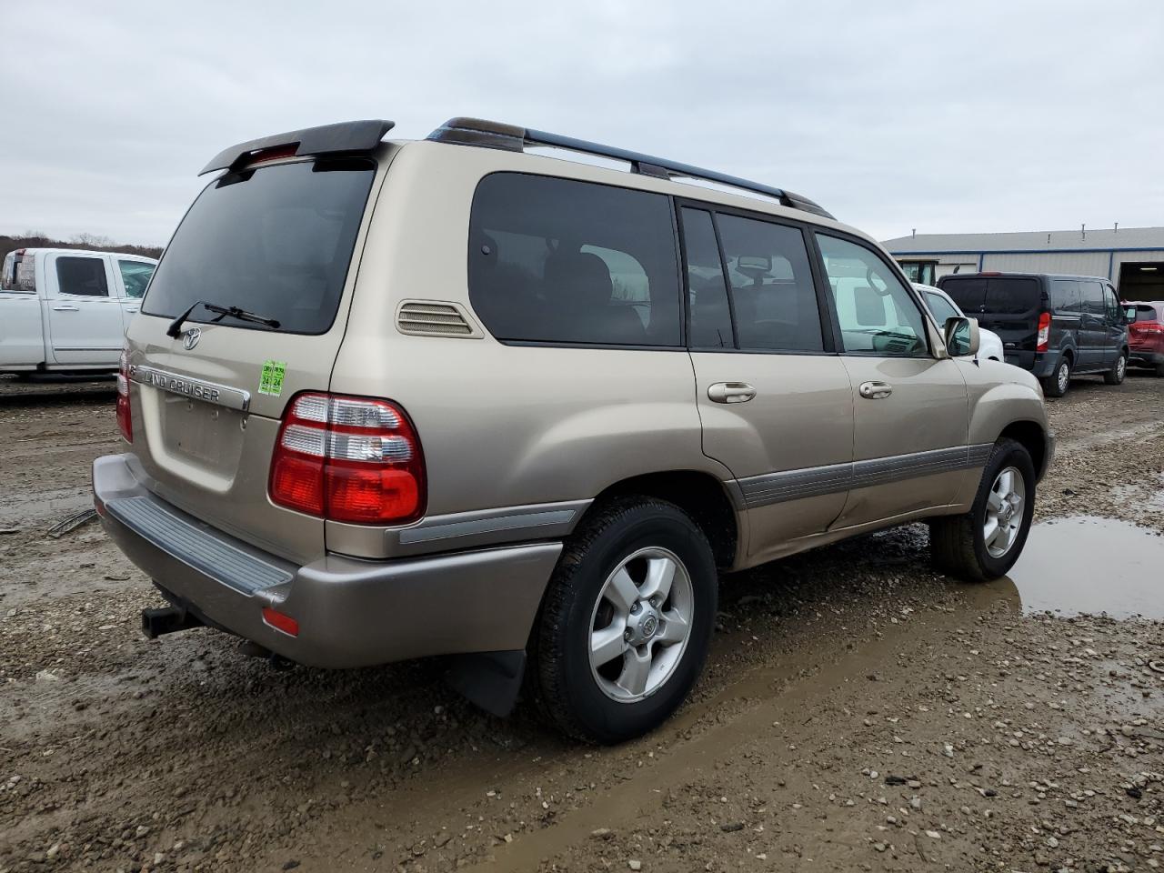 Lot #2986371202 2004 TOYOTA LAND CRUIS