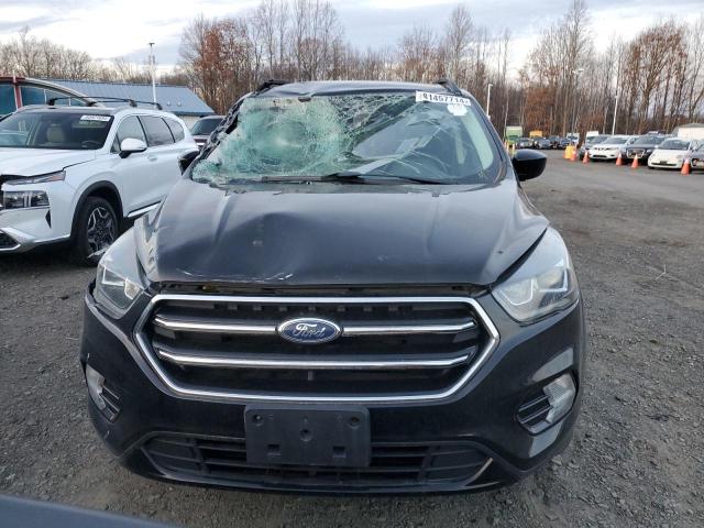 VIN 1FMCU9GD5HUD23703 2017 Ford Escape, SE no.5