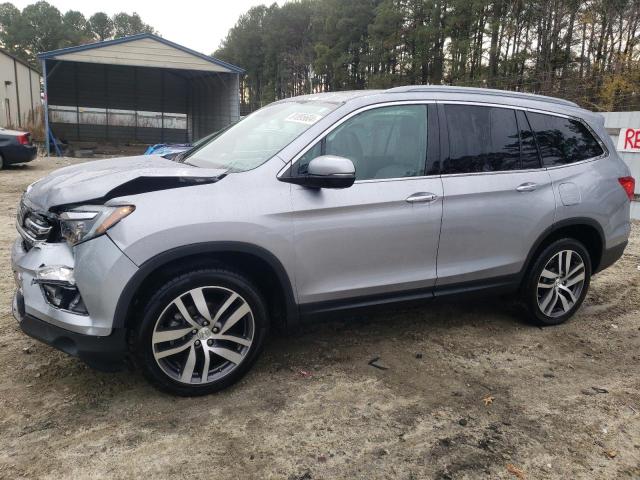 2017 HONDA PILOT TOUR - 5FNYF6H9XHB063675