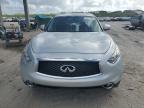 INFINITI QX70 photo