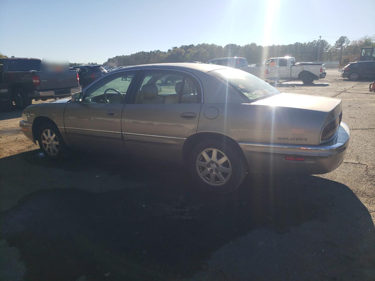 Lot #2979386757 2004 BUICK PARK AVENU