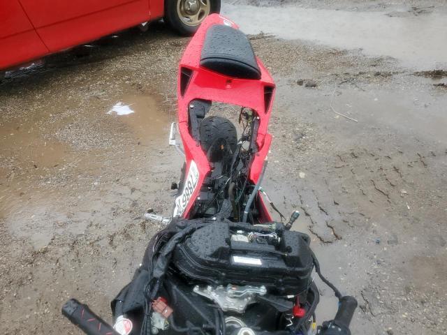 2018 HONDA CBR600 RR - JH2PC40J9JK400531